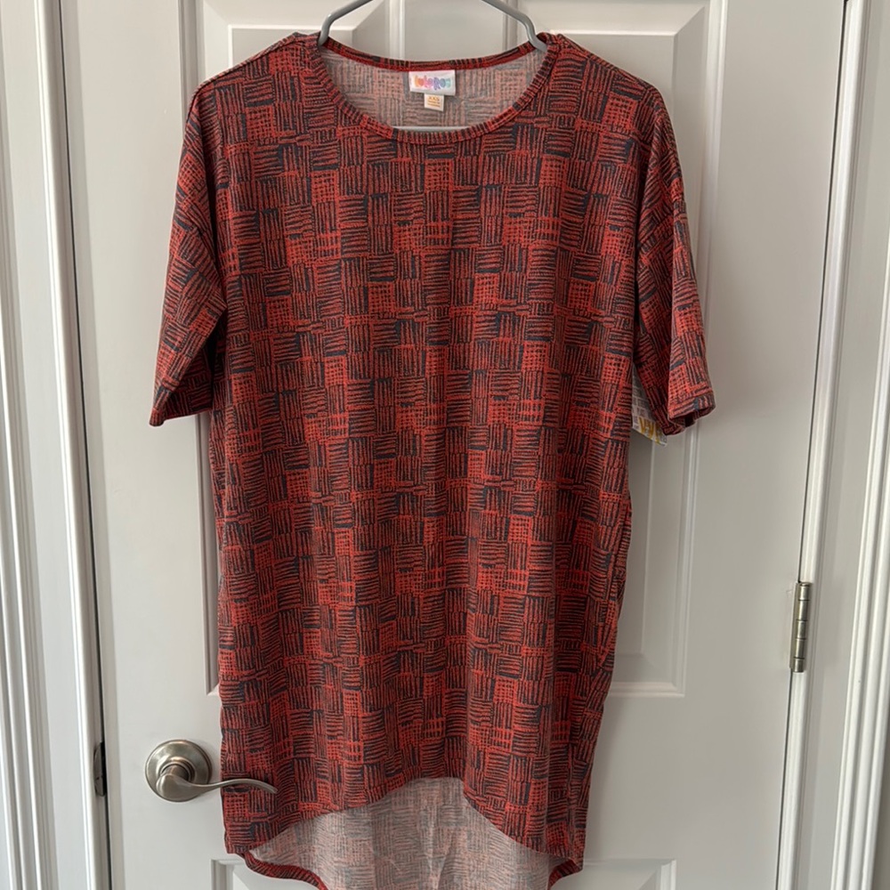 XXS women’s LuLaRoe Irma tunic